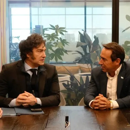 Para Marcos Galperin se trata de una “opereta absurda”