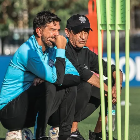 Ramón Díaz duró apenas siete partidos como DT de Olimpia de Paraguay