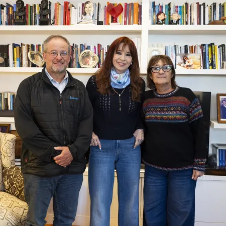 Cristina Kirchner recibió al líder docente mundial y habló de la “catástrofe social” generada por Milei