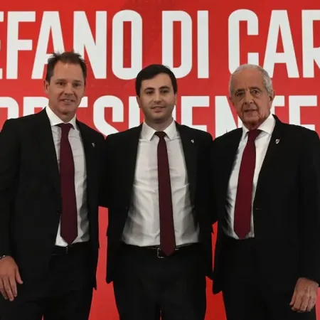 Stefano Di Carlo oficializó su candidatura a presidente de River junto a Brito y D´Onofrio