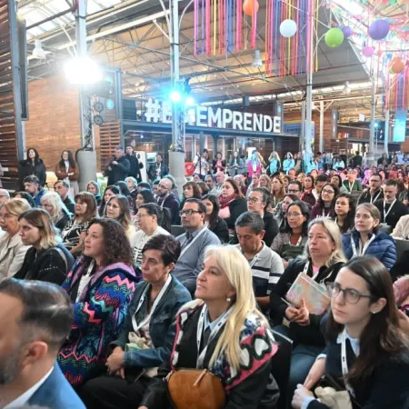 Más de 1.200 docentes participan de un festival de innovación educativa