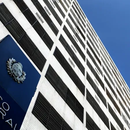 Uruguay y su costo de vida: el impacto de los impuestos y la baja competencia