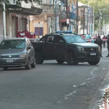 Crimen en La Boca: un policía mató a un hombre que intentó robarle su arma reglamentaria