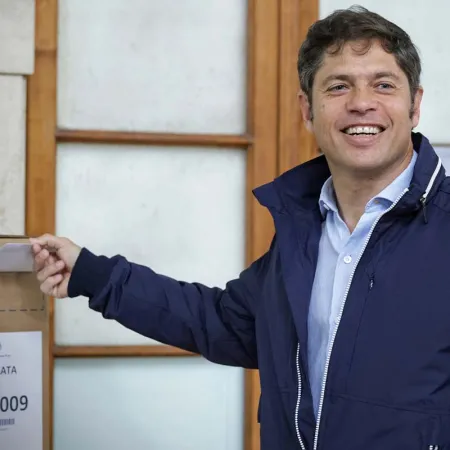 Figuras nacionales del peronismo colaboran en el último tramo de la campaña bonaerense