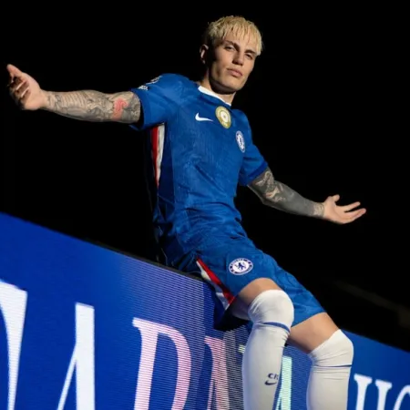Alejandro Garnacho fue presentado oficialmente en el Chelsea: “Es un momento increíble”
