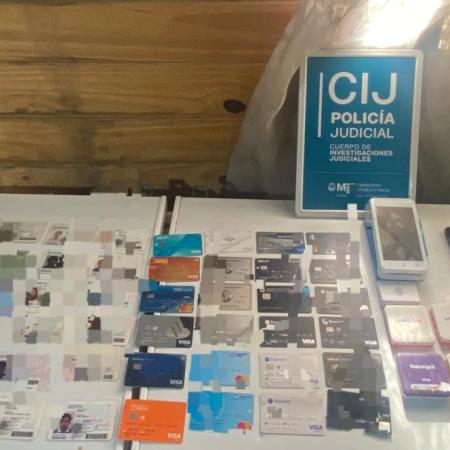 Luego de rastrear compras millonarias, descubrieron a una banda de estafadores