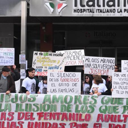 Familiares de víctimas impulsan ley para garantizar el control de medicamentos