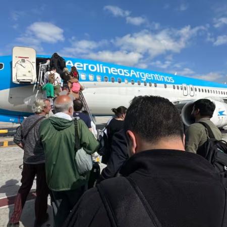 Segunda jornada de huelga aérea afecta a más de 15 mil pasajeros
