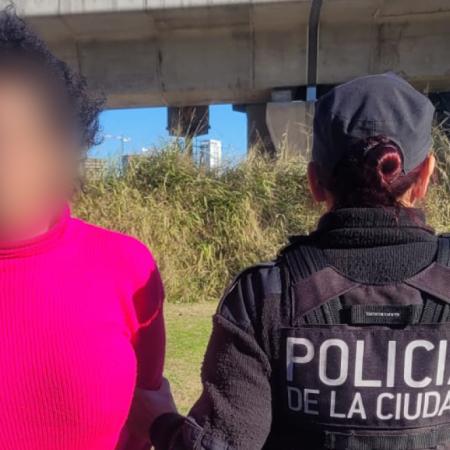 Caballito: detienen a una trans con un posnet y varias tarjetas ajenas