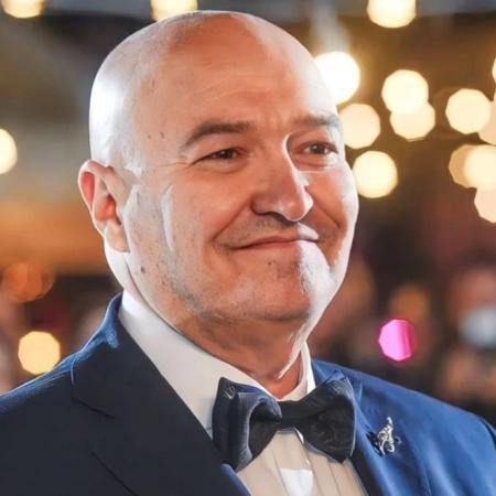 Larry De Clay promete inclusión y critica la gestión económica de Milei