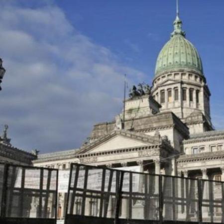 Operativo especial en Diputados ante la tensa sesión