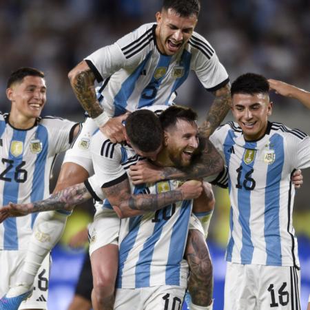 Manuel Adorni negó que la TV Pública no transmita la Copa Mundial de Fútbol 2O26