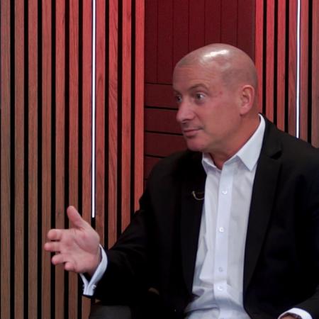 Daniel Adler: “En la Argentina operan casi 200 bandas con conexiones internacionales”