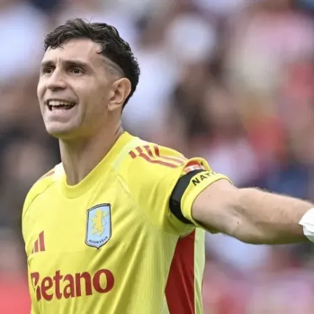 ¿Dónde jugará el Dibu Martínez?