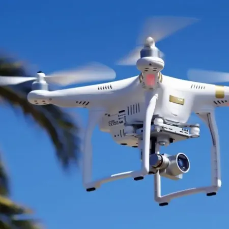 Oposición reclama a Alak detalles por compra de drones en La Plata