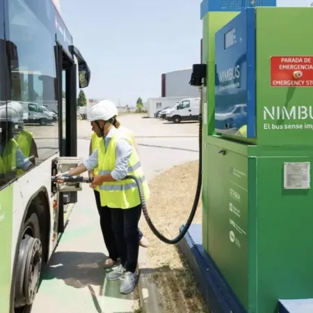 Transporte limpio en Barcelona: autobuses con biogás de residuos sanitarios