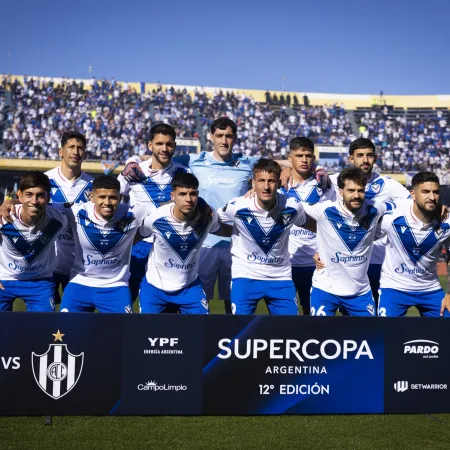 Vélez derrotó a Central Córdoba con goles de Jano Gordon y ganó la Supercopa Argentina