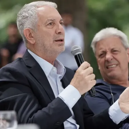 El PRO en La Plata reconoció el triunfo de Julio Alak y Fuerza Patria antes del escrutinio oficial