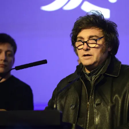 Milei reactiva su mesa política para intentar contener el golpe en las urnas