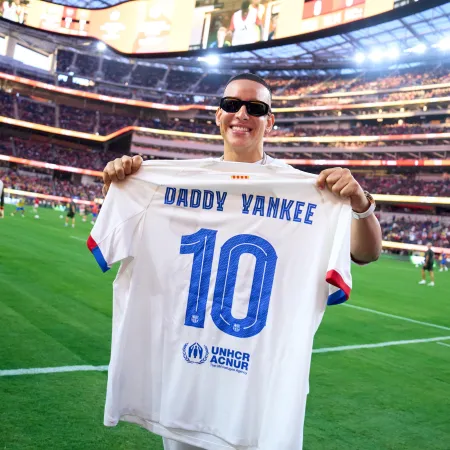 Que Tire Pa'lante: Daddy Yankee y Puerto Rico impulsan el fútbol en la isla