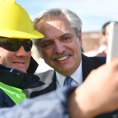Agua y cloacas: Alberto Fernández apuntó contra Milei con un gráfico