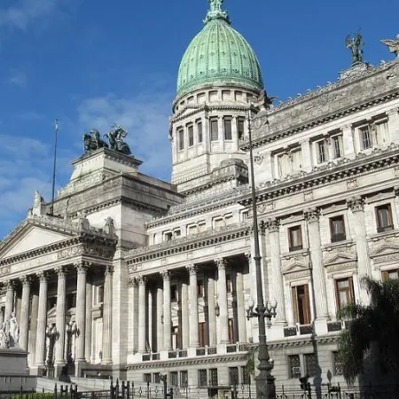 El Congreso inicia el proceso para designar al Defensor del Pueblo