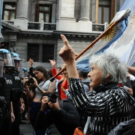 Jubilados y gremios marcharán a Plaza de Mayo