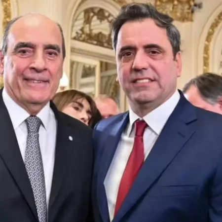 El flamante ministro del Interior comenzó a reunirse con gobernadores