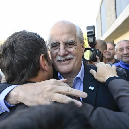 Kicillof ya sube a Taiana a sus actos para repetir la paliza del 7 de septiembre