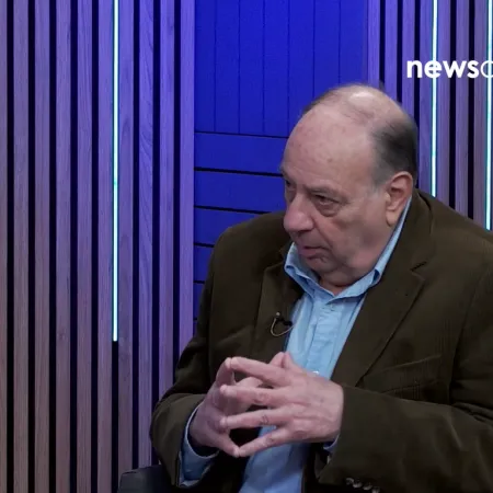 Roberto Cachanosky: “Milei como economista tiene partes muy flojas; dice palabras raras para impresionar”