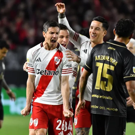 River le ganó a Estudiantes en La Plata y es líder de la Zona B