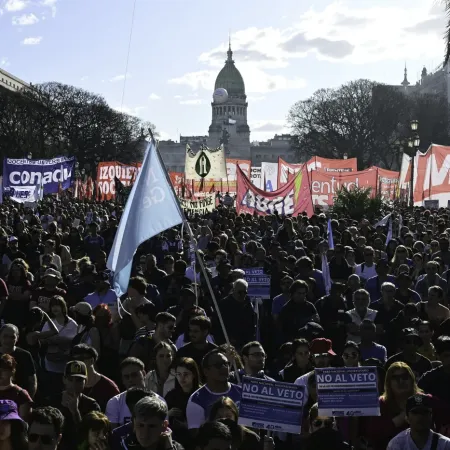 Convocan a marchar en defensa de la universidad pública