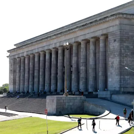 Las universidades sin aires acondicionados, gas ni ascensores por el veto de Milei