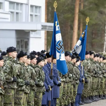 Renovación en Finlandia: esvásticas eliminadas tras ingreso a la OTAN