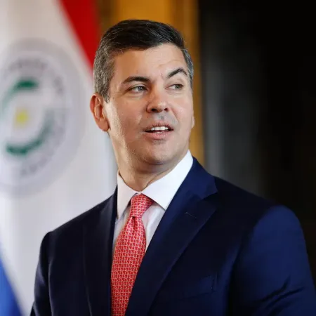 Un despido en la residencia presidencial de Paraguay que despierta dudas