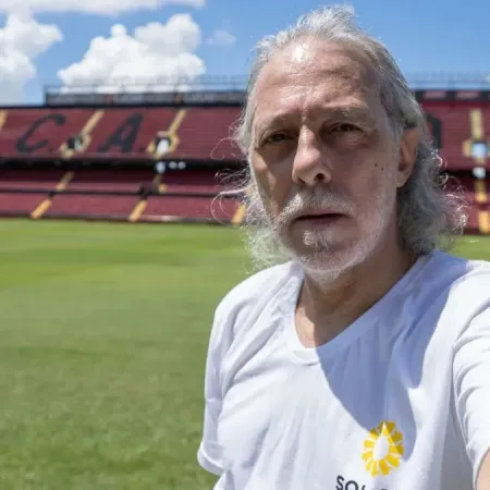 Dolor en el fútbol por la muerte del histórico relator Walter Saavedra