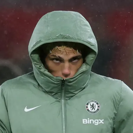 Mientras la FIFA castiga el racismo, calla ante los insultos xenófobos a Garnacho