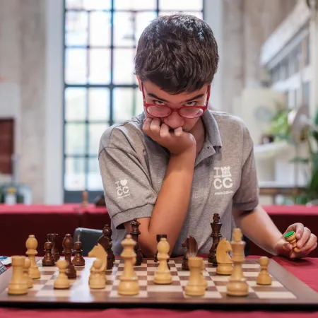 Histórico: Faustino Oro rompió la barrera de los 2.500 puntos en ajedrez a los 11 años