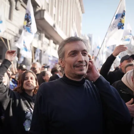 El plan de Máximo Kirchner para poner en jaque el acuerdo de Milei con EE.UU.