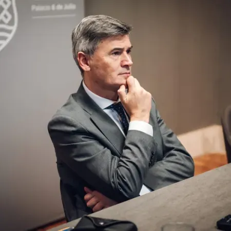 El intendente de Córdoba critica la inacción de Milei tras su visita a la ciudad