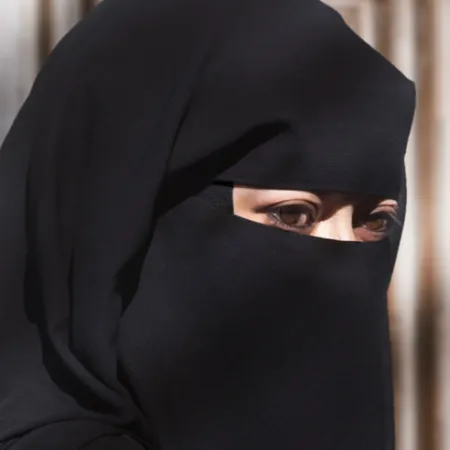 Suiza: la primera multa por burka y la polémica que no para de crecer