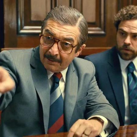 La oposición pidió citar al titular del INCAA: cero películas y salas de cine sin control