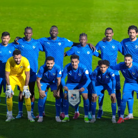 Insólito: el equipo árabe Neom SC contrata y le paga a hinchas falsos