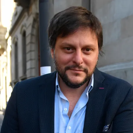 Leandro Santoro exige un aporte extraordinario a cerealeras tras la quita de retenciones