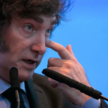 La satisfacción con el rumbo del país cae al 32% y crece la desconfianza hacia el futuro