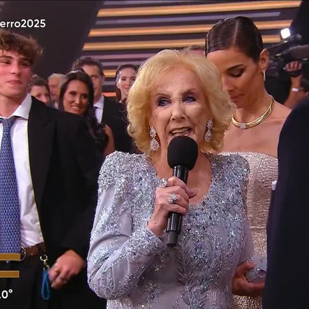 El llanto de Mirtha Legrand en los Martín Fierro