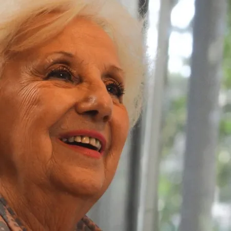 Internaron a Estela de Carlotto por un cuadro de intoxicación "no grave"