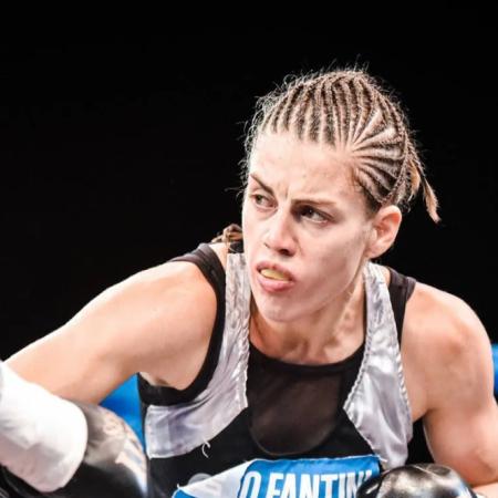La boxeadora Evelyn “La Princesita” Bermúdez logró la triple corona en Canadá