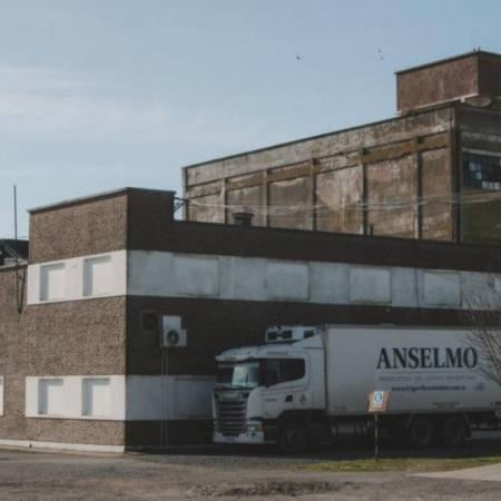 Piden la quiebra para frigorífico emblema de Tres Arroyos: “Nos cayó como un balde de agua fría”