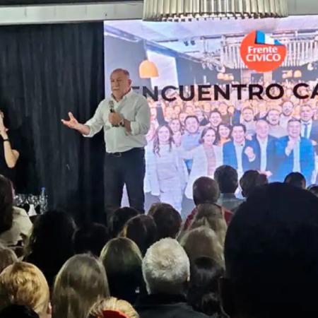 Luis Juez condiciona su candidatura en Córdoba a la reelección de Milei
